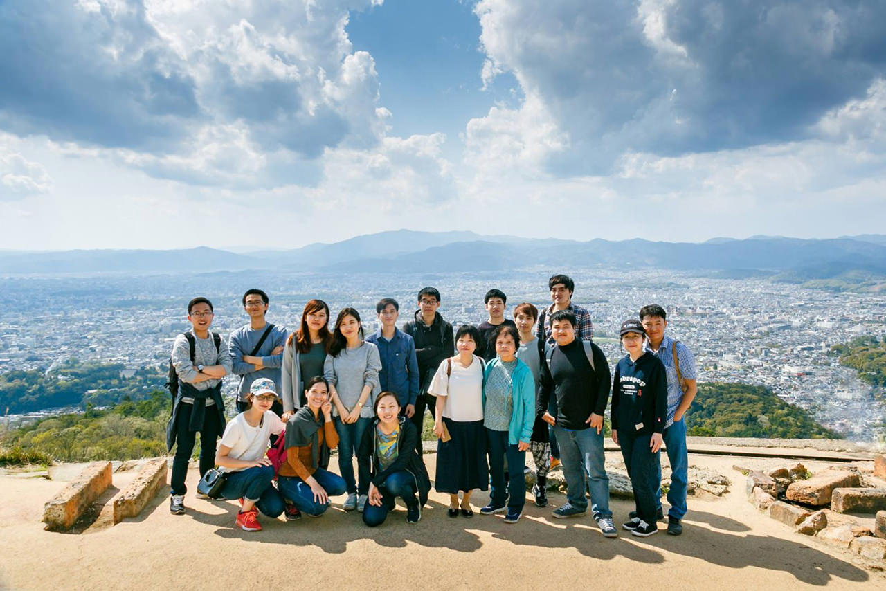 Tham gia các tổ chức sinh viên quốc tể ở Kyoto