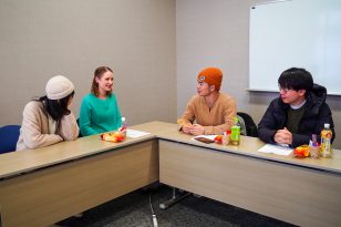 Cuộc thảo luận của cựu sinh viên: Cuộc sống của sinh viên đại học ở Kyoto [Phần 2]